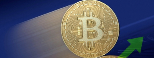 Bitcoin сформировывает двойную верхушку, похожую на 2021 год